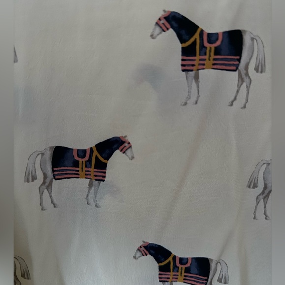 Tory Burch Meg blouse. Excellent condition. - Picture 3 of 4